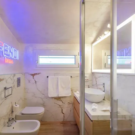 Garibaldi 64 - Luxury Apartment In Brera District Milano Esterno foto