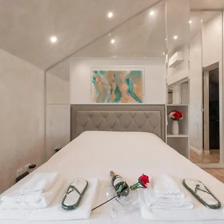 Garibaldi 64 - Luxury Apartment In Brera District Milano Esterno foto